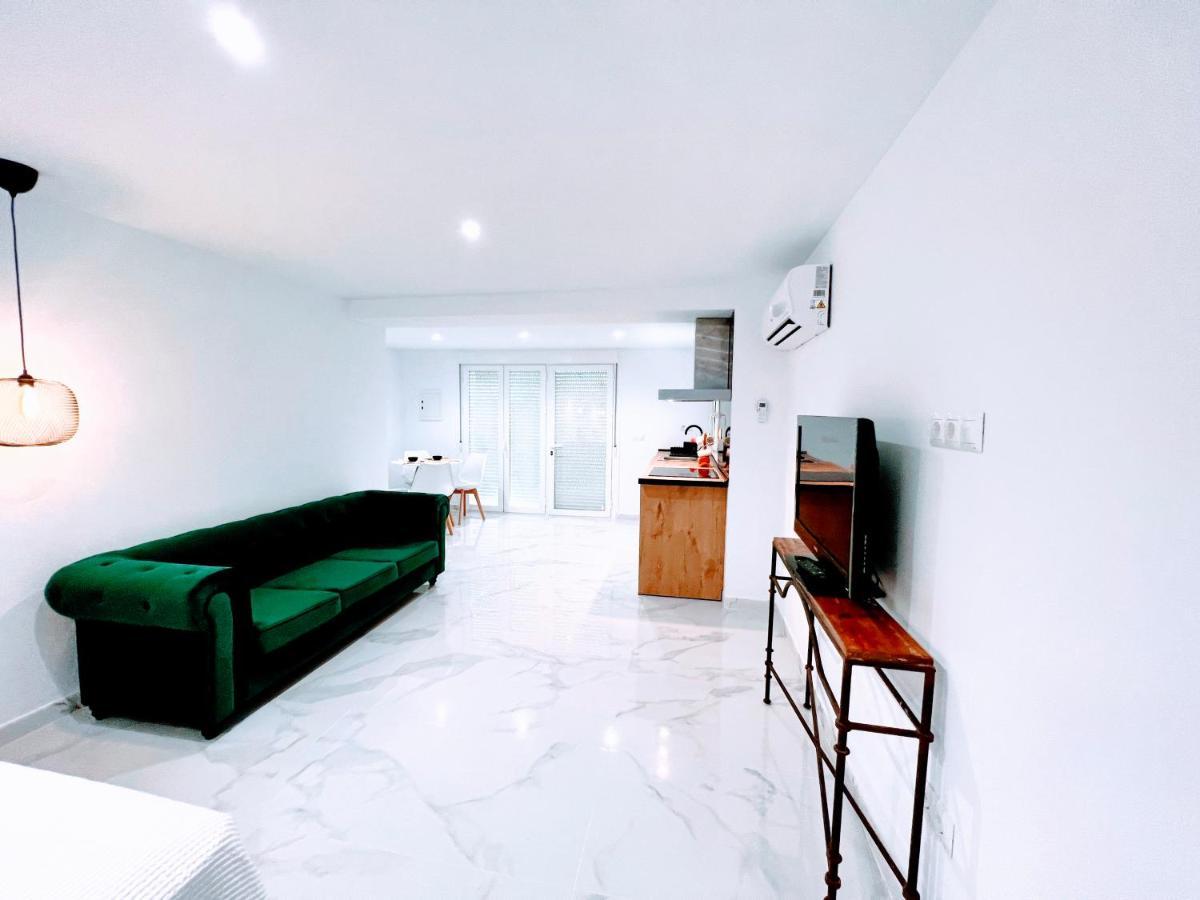 Garden Boutique Appartement El Faro Buitenkant foto